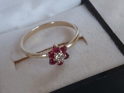 Arany margaréta gyűrű