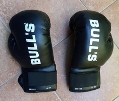 Ökölvívó, box kesztyű