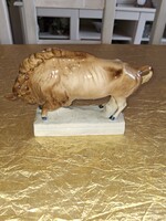 Zsolnay álló bölény porcelán jelzett