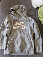 Nike kapucnis meleg felső, használt, de jó állapotban  méret XS