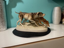 Royal Dux vadász kutyák szobor