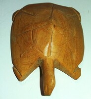 Nagyon szép keleti fából faragott mini teknős TOTEM  figura 8 cm a képek szerint