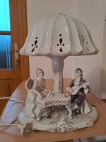 Porcelán lámpa, zenélő pár