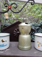 Régi, retró alumínium kávédaráló ---3---