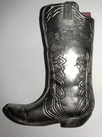 Nagyon szép ón fém MARLBORÓ reklám WESTERN csizma ALAKÚ ÖNGYÚJTÓ képek szerint