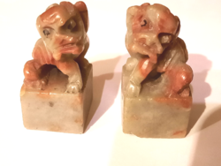 Vintage, kínai kézzel faragott szappankő kutya párban