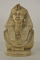 Egyiptomi fáraó szobor A179
