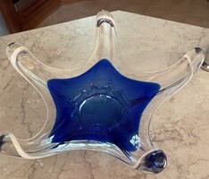 Art deco üvegtál kék színű festéssel talpas tál üveg asztalközép virág formájú