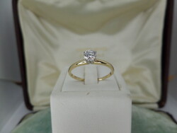 Arany brilles szoliter gyűrű cca 0.36 ct