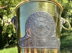 Királyi örökség és francia mestermunka – 1920-as évekbeli Perrier-Jouët pezsgőhűtő, az ARGIT PARIS