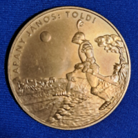 Arany János Toldi 2000 forint