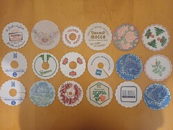 Virágmintás Staropramen, Stella Artois, HungaHotels, Amstel,HB, karácsonyi mintás poháralátét papír