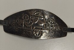 BRONZ MINTÁS IPARMŰVÉSZETI  EGYEDI HAJCSAT