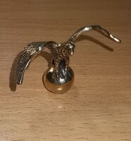 Szépen kidolgozott réz sas