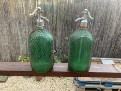 Zöldszínű drót fonott szódásüveg 2 Literes.