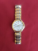 Geneva Nagy méretű fémszíjas férfi karóra,,szép állapotú..