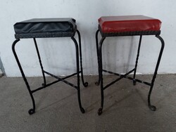 2 db kovácsoltvas hokedli pár 2 db szék - retro kovácsolt vas