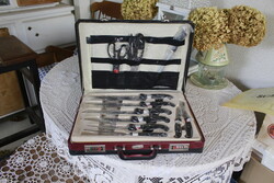 Solingen feliratú késkészlet.