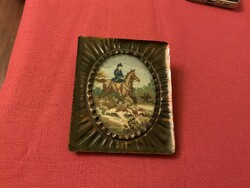 Kézzel hímzett miniatűr