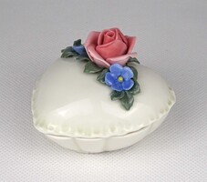 1X655 Régi szív alakú rózsás ENS porcelán bonbonier