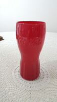 Piros színű Coca-Cola pohár