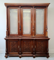 Ónémet könyvszekrény vagy tálalószekrény