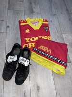 Germinal Ekeren jersey and shoes! Collector's item. Worn by Urban Florian, Hungarian soccer player,