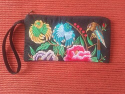 Hímzett, madaras, virágos textil pènztárca, nesszeszer