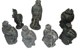 RITKA EGYEDI KŐ SAKKFIGURÁK -  ATTILA ÉS A HUNOK EGYBE - 7 darab a képek szerint