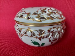 AUGARTEN VIENNA áttört porcelán Maria Theresia green rose bonbonier