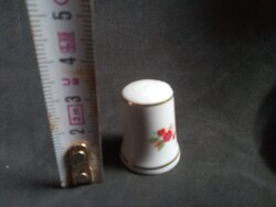 Hollóházi porcelán gyűszű