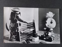 Régi képeslap Lévai Sándor báb Futrinka utca,  Böbe baba és Cicamica - Az egyszeregy