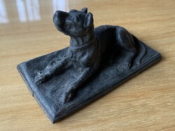 Kutya öntvény szobor (sérült)