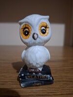 Taiwan porcelán bagoly. 8,5 cm. Jelzett