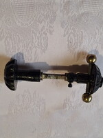 Régi kovácsoltvas fordítós kapukilincs