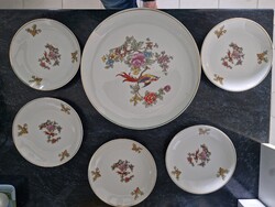 Hollóházi paradicsommadaras süteményes