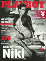 PLAYBOY 2012. MÁRCIUS (Daniludisz Niki, Dedikált)