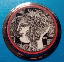 Hollóházi falitányér Szász Endre Studió , kisérleti darab jelzéssel Szignált