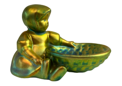 1920-as évekbeli Zsolnay Annuska eozin figura - pjazspecsétes