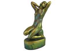 1920-as évekbeli Zsolnay Vágyakozás eozin női akt - Pajzspecsétes