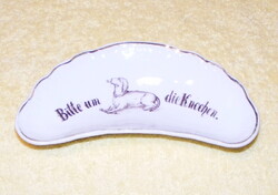 Porcelán csontos tányér