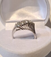 Fehérarany gyémántgyűrű