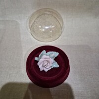 Herendi Porcelánművészeti Múzeum Alapítvány Porcelán Rózsa Bross