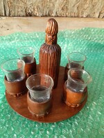 Iparművész faragott fa juhász italos készlet