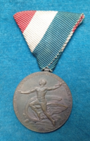 Berán Lajos: MAGYAR KIR.ÁLLAMVASUTAK SPORTEGYESÜLETE 1933