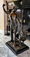 Oroszlánszelídítő Gladiátor - Monumentális bronz szobor 75cm magas
