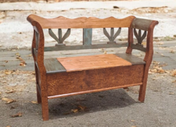 Népi  lóca karos fa láda ,  karosláda,  karfás pad felnyitós