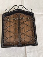 Tündéri fém kulcstartó szépen megcsinált.