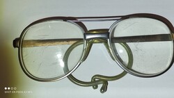 Antik régi szemüveg keret drótos