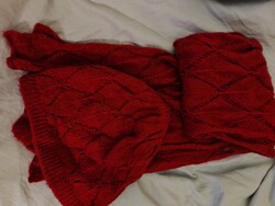 Olaszországban vásárolt piros sapka sál szett